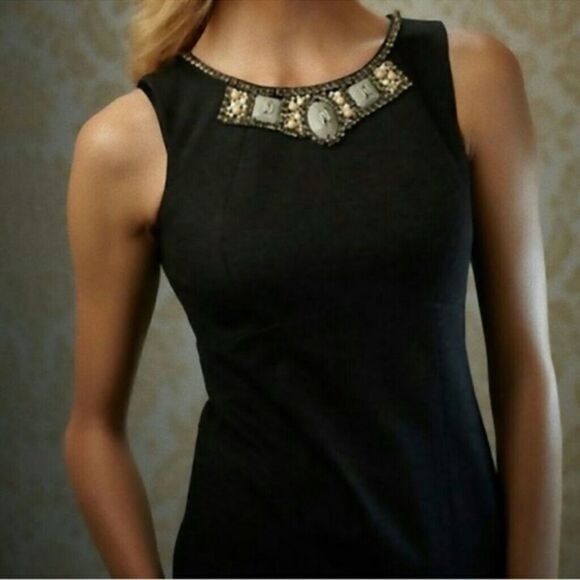 Cabi #508 Sleeveless Embellished Top Gray Size 4 - Picture 2 of 11